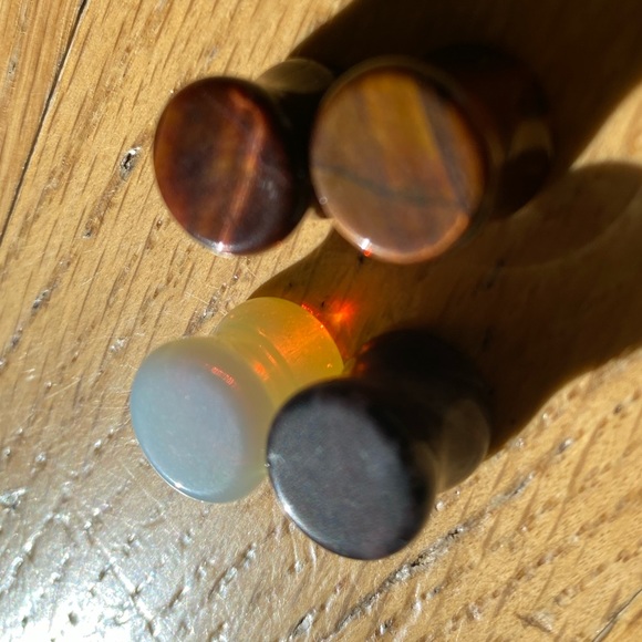 7 pairs 00 flailed tunnels plugs plus 7 single tunnels gemstone - Picture 6 of 11